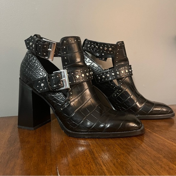 Zara Chic Black Croc-Embossed Heeled Boots women’s size 38EUR or 7.5.US - Picture 2 of 12
